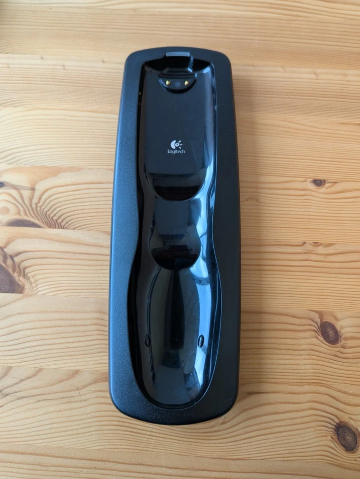 Logitech Harmony One Universalfernbedienung L-LW20 Ladestation Ladeschale Remote - Bild 2 von 3