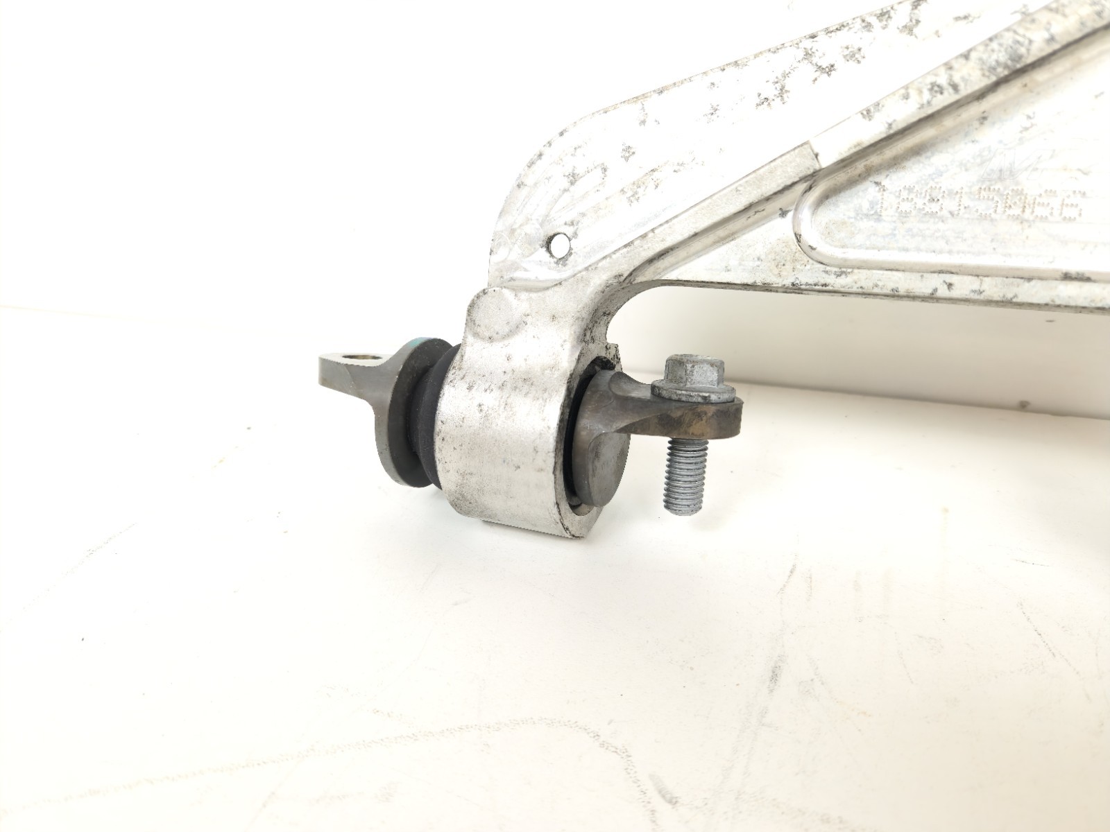 2015-2017 MCLAREN 675LT REAR RIGHT PASSENGER UPPER CONTROL ARM OEM