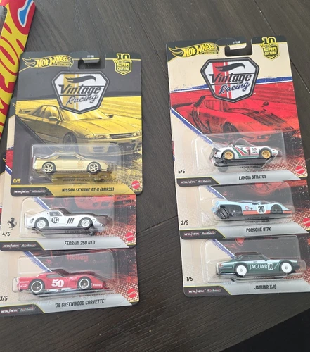 Hot Wheels Vintage Racing 1:64 Diecast Cars Nissan Ferrari Chevrolet Porsche