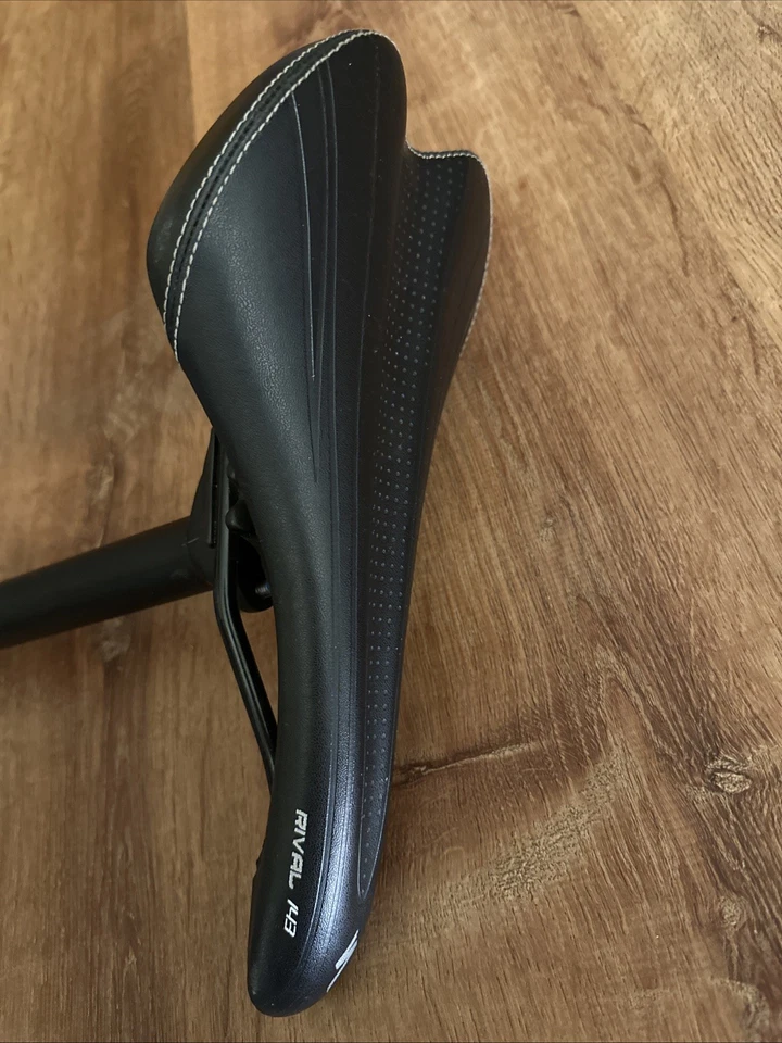 Sillín de asiento de bicicleta deportivo Specialized Bridge 143 mm negro cuerpo de ciclismo geometría Foto 3 de 3