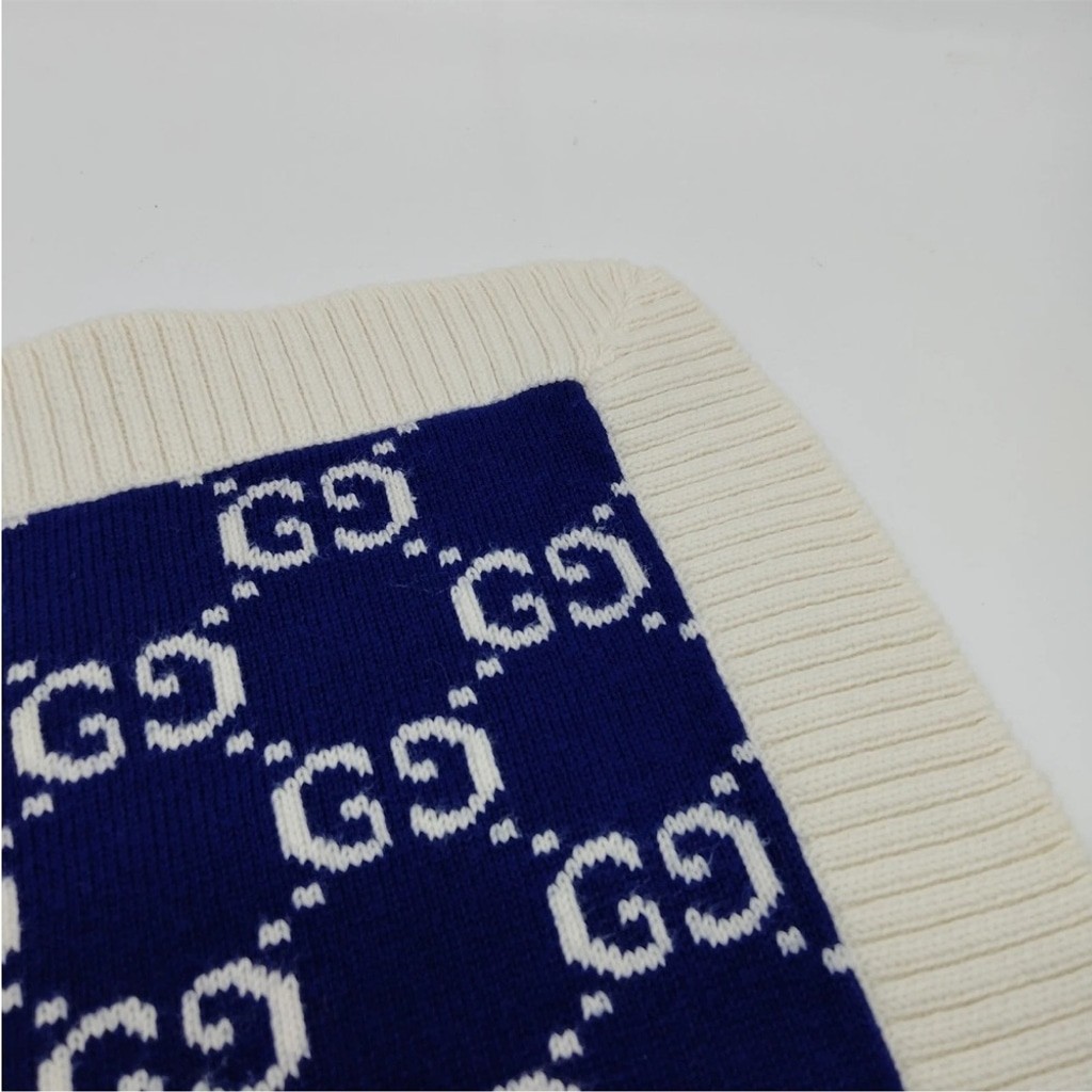 Gucci White and Blue Striped Knit Small Lap Blanket 31.5”x31.5” | eBay