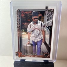 2025 Topps Series 1 - LaMonte Wade #219 Golden Mirror Image Variation SP Giants