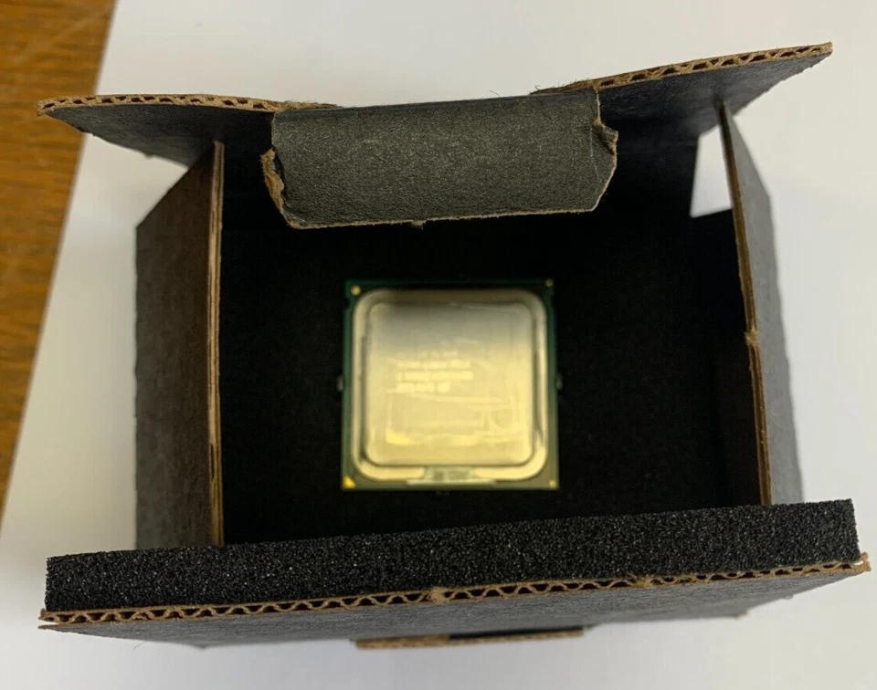 Intel Xeon E5462 Quad Core 2.8GHz LGA771 SLANT CPU Processor - Image 3 of 4