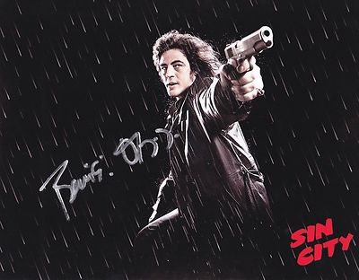 Benicio del Toro Autogramm Sin City James Bond Autograph