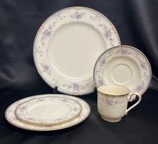 Noritake LYLEWOOD Pattern China Pieces Place Settings & Individual Pieces
