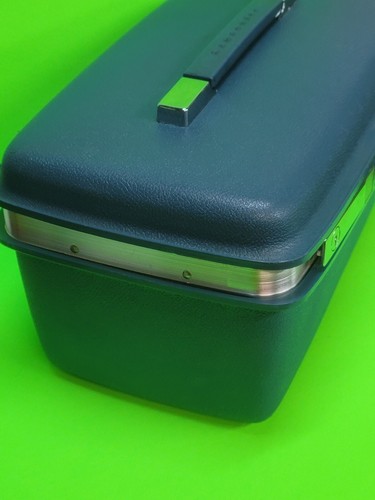 Vintage Blue Samsonite Saturn Makeup Train Case Carry On Luggage w/ Tray - Picture 6 of 11
