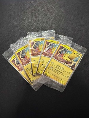 Pokemon Asia Exclusive Team Rocket s Zapdos Promo Stamped 070/182 Sealed