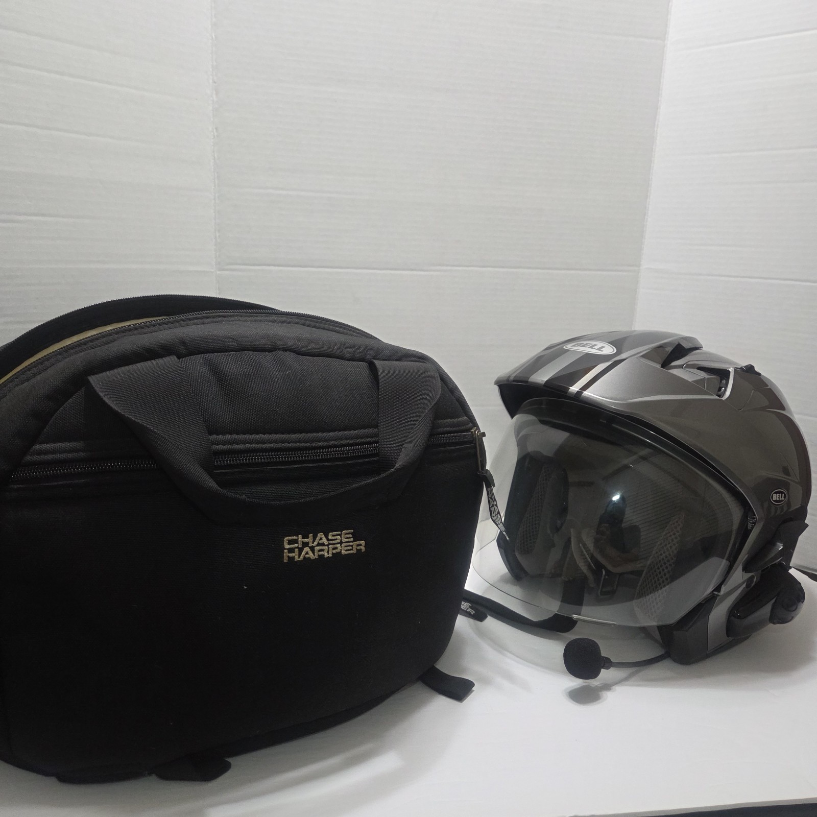 Bell Mag 9 Motorcycle Helmet Titanium W/Sena SMH10 Bluetooth & Bag. Size Large