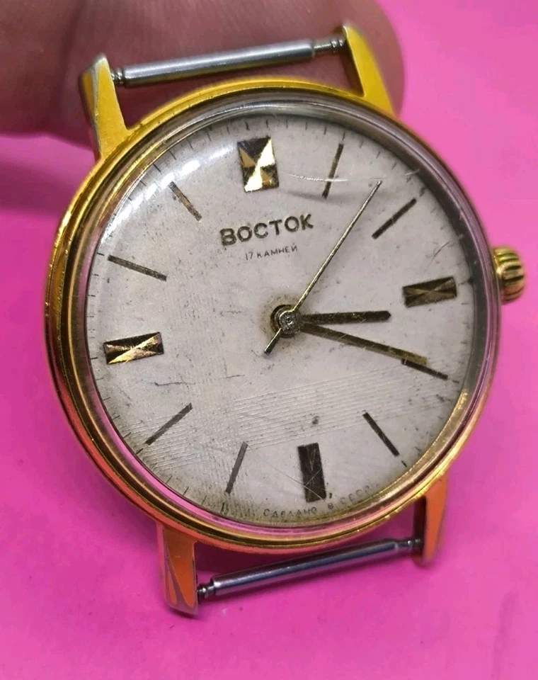 Vintage  VOSTOK 2409 Gold Plated AU10 USSR Watch Soviet  Old Classic 17 jewels - Image 4 of 4