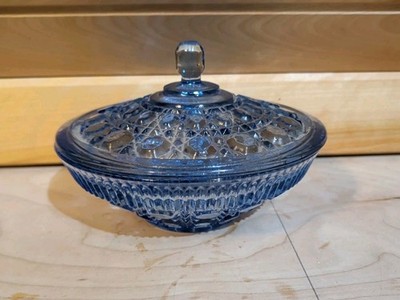 Vintage Blue Federal Glass Windsor Button & Cane Design Covered Cany Dish 