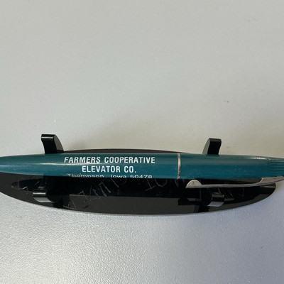VTG Ballpoint Pen - Farmers Cooperative Elevator Co Thompson Leiland Iowa - Y3