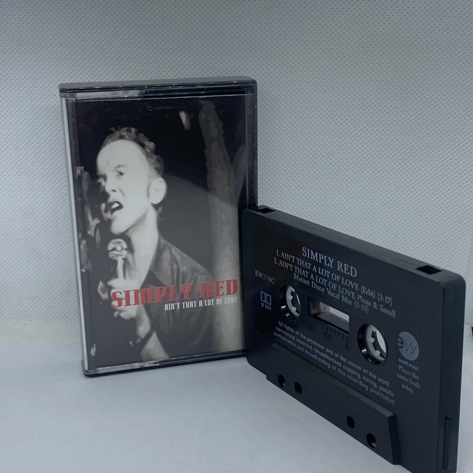 Simply Red - Ain't That A Lot Of Love - Cassette Tape Single