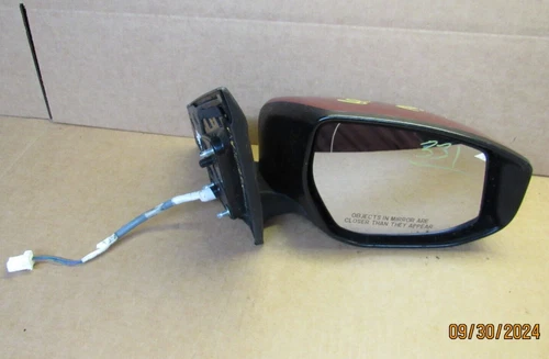 2018 2019 Nissan Kicks Front Right Passenger Side View Mirror OEM