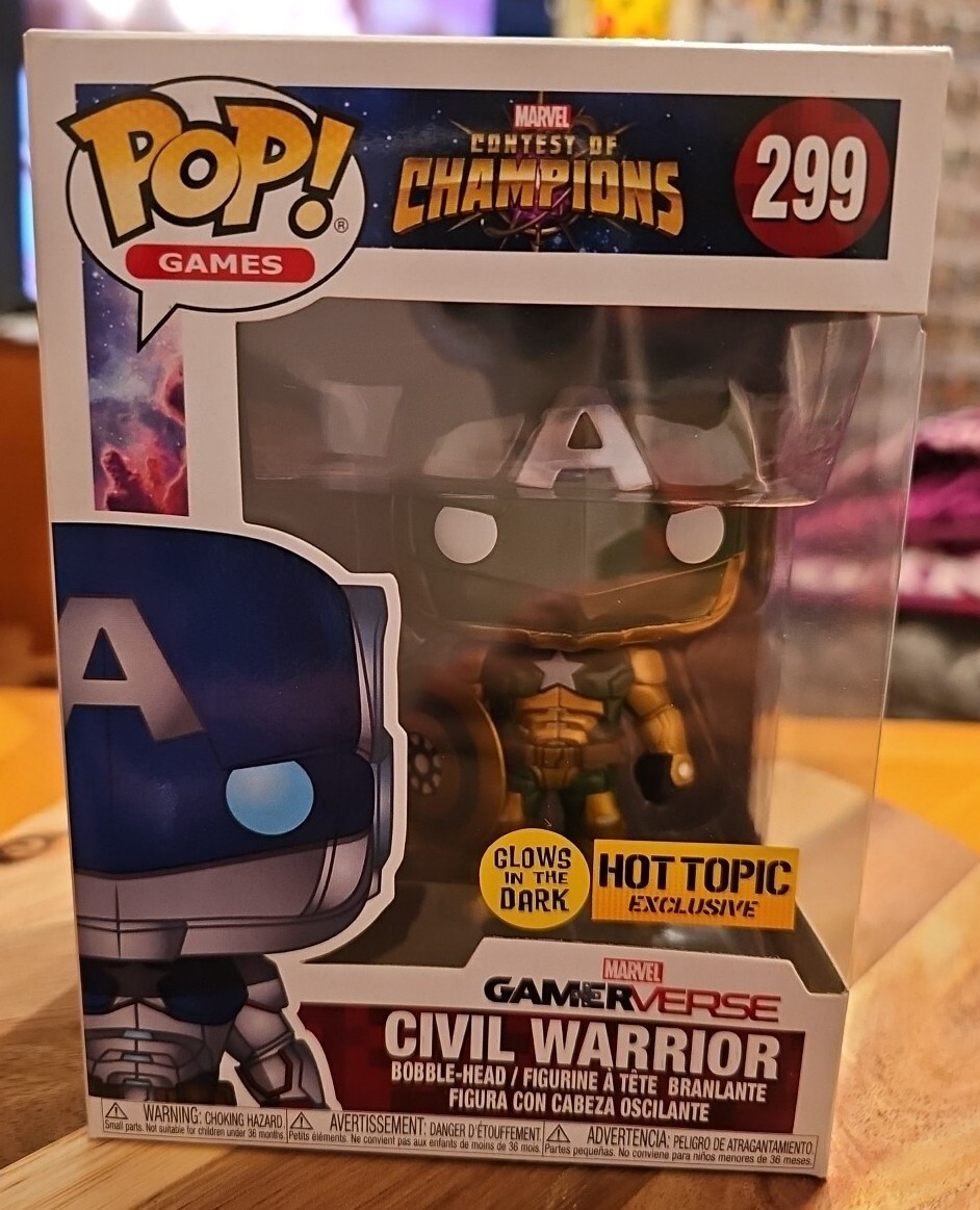 Marvel Contest Of Champion Civil Warrior Gitd #299 Hot Topic Exclusive Funko Pop