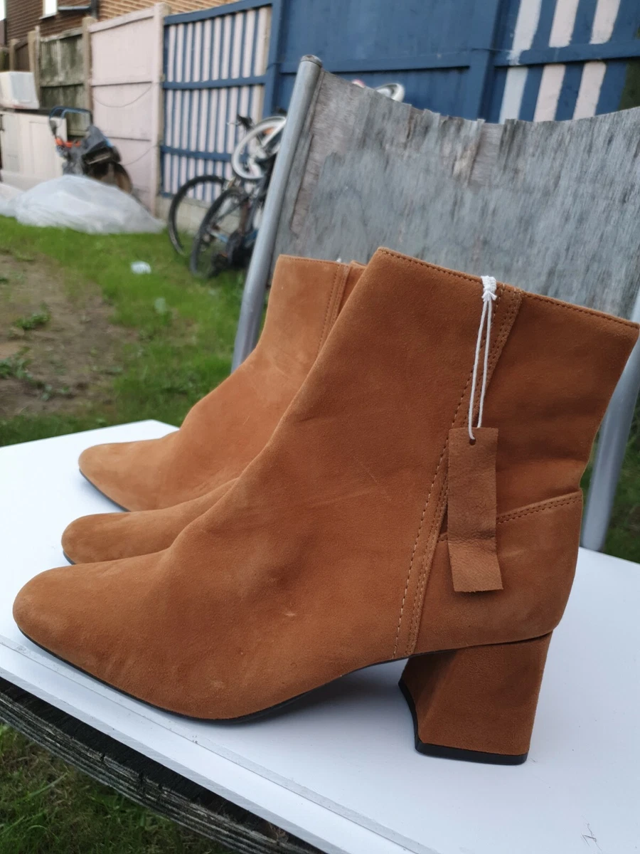 Marks and spencer sales tan ankle boots