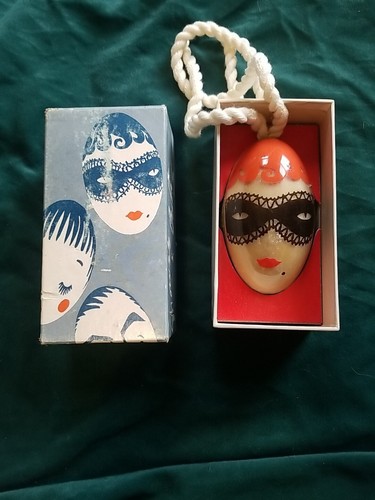 Vintage Shulton Soap on a Rope MASQUERADE MASK SHOWER SOAP in original Box