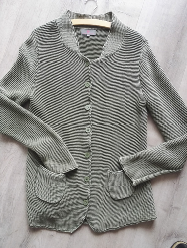 Lieblingsstück Strickjacke Gr. 38, Grüngrau oder helles Schilfgrün