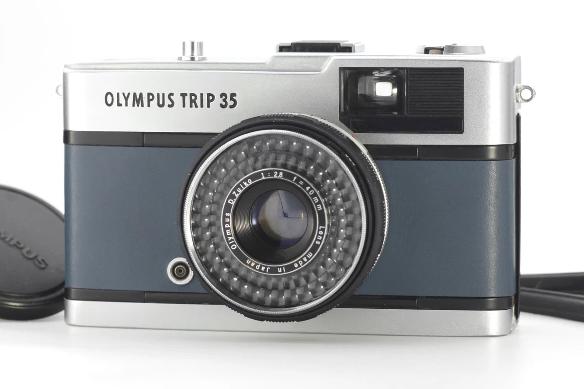 Olympus TRIP 35 シルバー 40mm F2.8 レンズ Olympus Trip 35, Chrome 35mm Camera with 40mm f/2.8 D.Zuiko