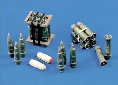 1/35 Scale Resin 175mm Ammo Shell Set Diorama Accessory Model Kit Unpainted
