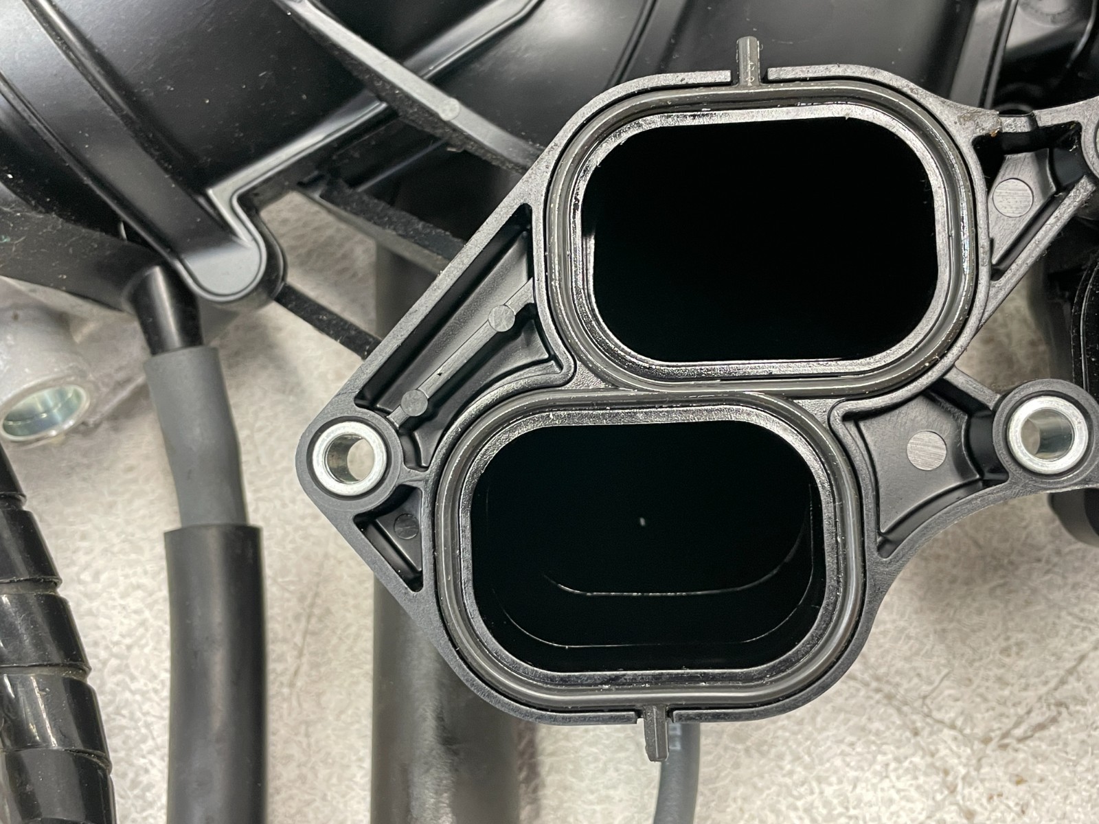 10 11 12 13 14 Lotus Evora Air Intake Manifold Unit 3.5L 1612 OEM