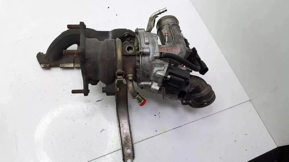 2009-2014 Volkswagen Tiguan 2.0L Exhaust Manifold With Turbocharger Foto 2 de 3