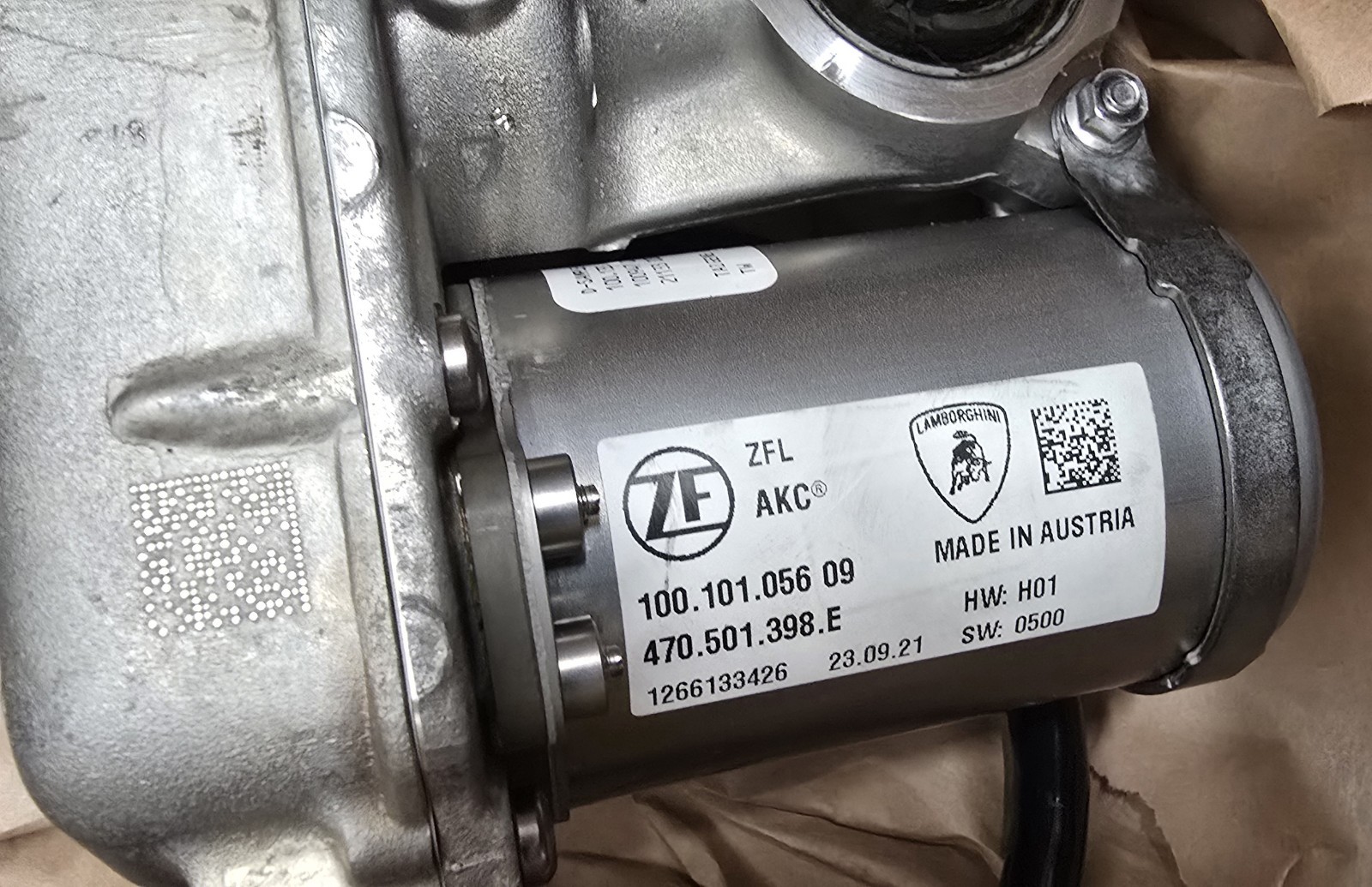 Lamborghini Actuator Right Driver 470501398E Steering Gear Aventador SVJ Ultimae