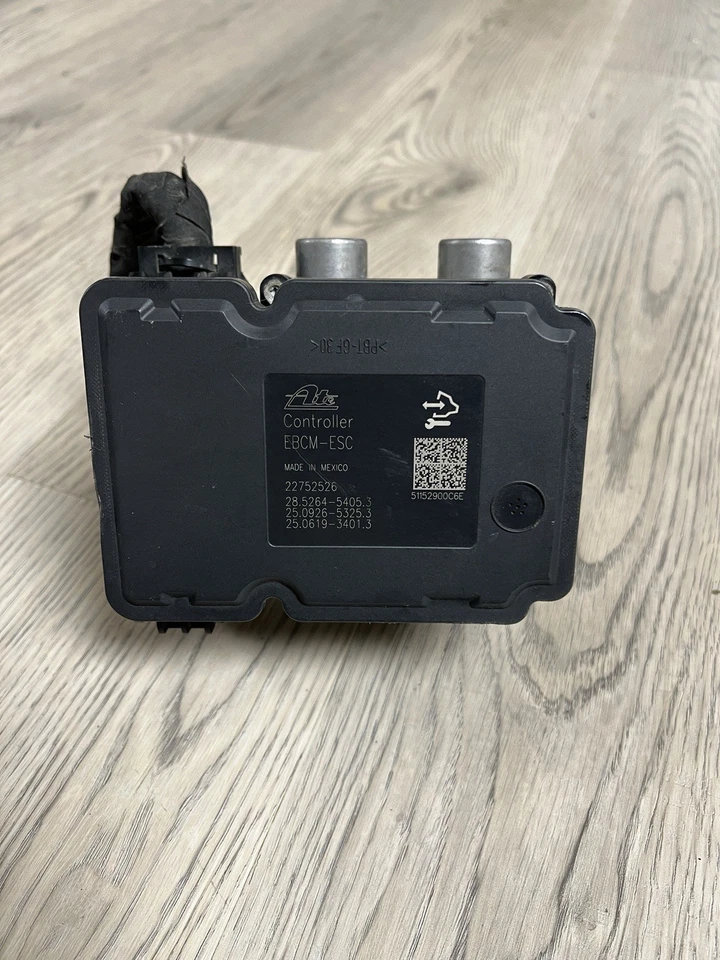 Módulo de bomba acumuladora de freno antibloqueo ABS 2011-2016 Cadillac SRX OEM 22752525 Foto 4 de 4