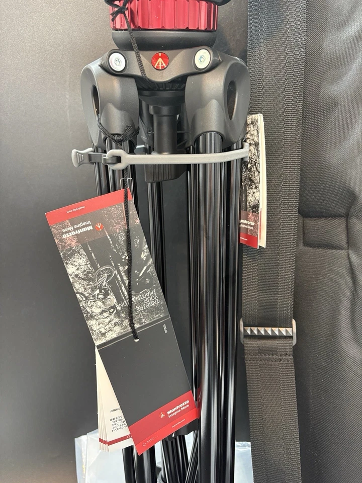 NEW Manfrotto MVT502AM Tripod + MVH502A Fluid Video Head + Premium Padded Case - Image 3 of 4