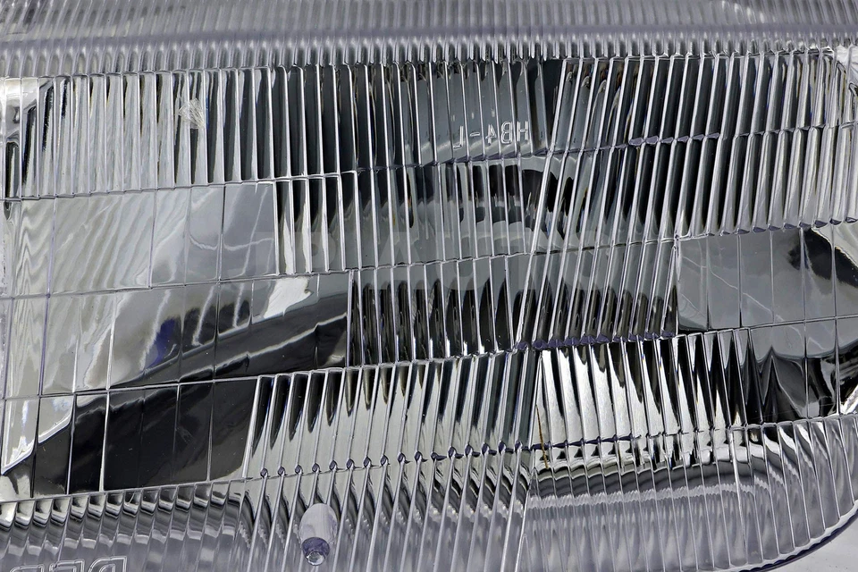 For 1991-1992 Saturn SL SL1 SL2 Headlight Halogen Set Driver and Passenger Side - Image 2 of 4