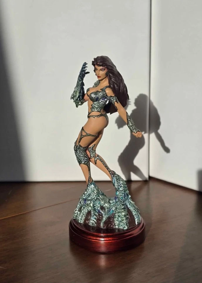"Escultura de porcelana fundida en frío Clayburn Moore Creations WITCHBLADE 12"" 2543/5000" Foto 2 de 3