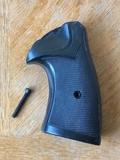 Pachmayr Presentation Grips Colt "I" Frame Large Grips