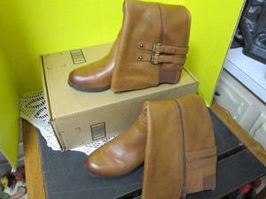 naturalizer jessie wide calf