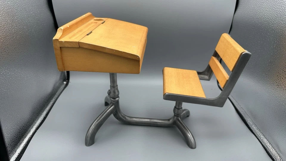 Boneca American Girl Vintage Molly Wood Secretária Escolar Pleasant Company - Aposentada  - Imagem 4 de 4