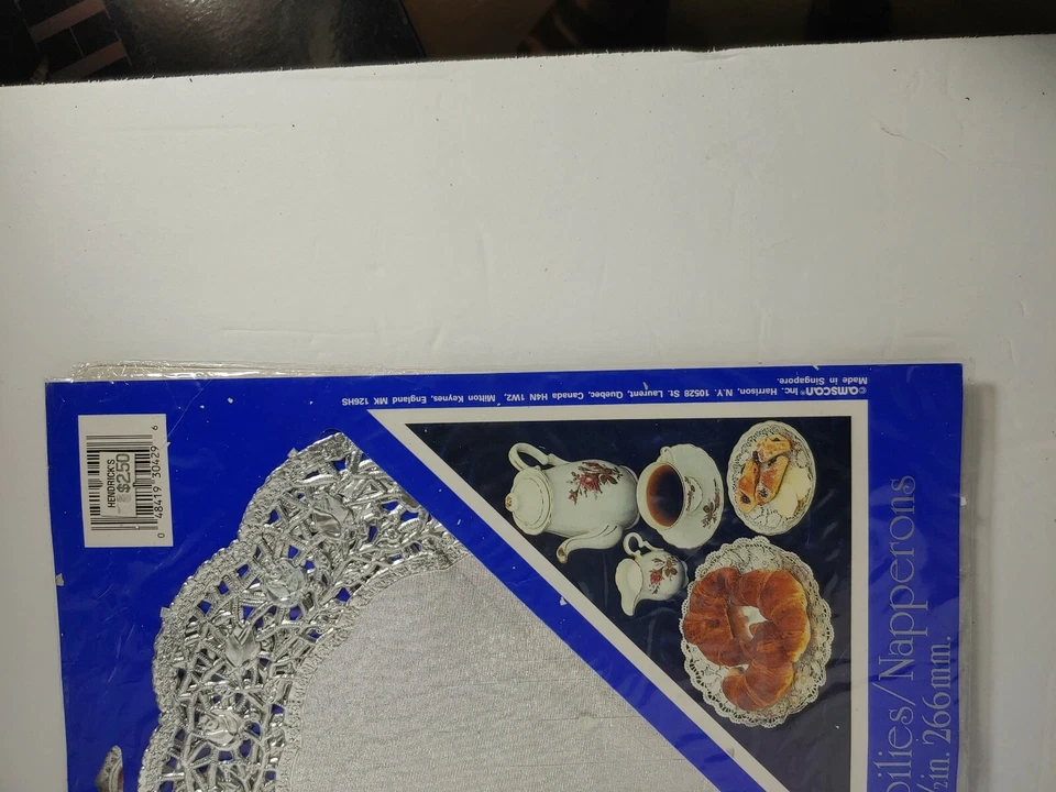 Amscan Silver Doilies lot of 2 Packages One package of 6 Vintage NIP - Imagem 2 de 4