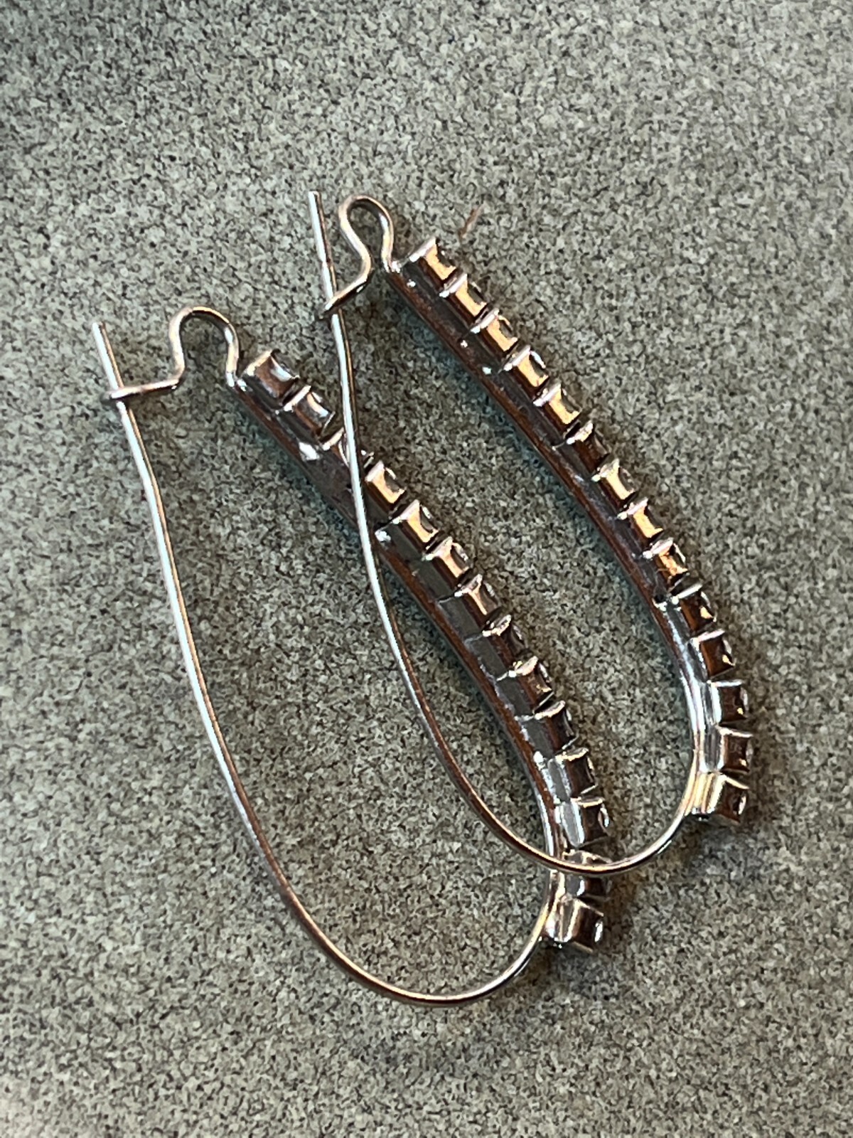 Classy Thin Silvertone Wire w Tiny Clear Rhinesto… - image 4