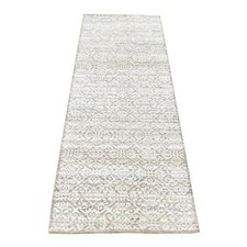 2'8" x 8'2" Ivory Modern Design Hand Knotted Wool and Silk Runner Rug R80184