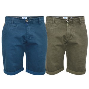 pantaloncini al ginocchio