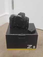 Nikon Z8 45.7 MP Digital Mirrorless Camera with box + L-Bracket (Good condition)