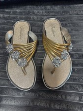Women's US 6 Fashion Gold Silver Thong Slip-On Sandals Rhinestone Flower Synthe  