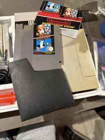 Nintendo NES Action Set - Boxed Console With Mario / Duck Hunt & Light Gun BOXED