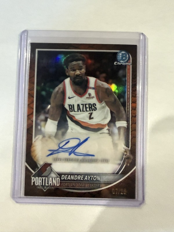 2025-26 Bowman DEANDRE AYTON ORANGE REPTILIAN REFRACTOR AUTO / 25 - LA LAKERS