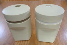 Tupperware ALMOND 1471 SALT & PEPPER SET