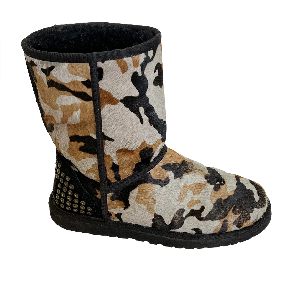 Camo ugg store style boots
