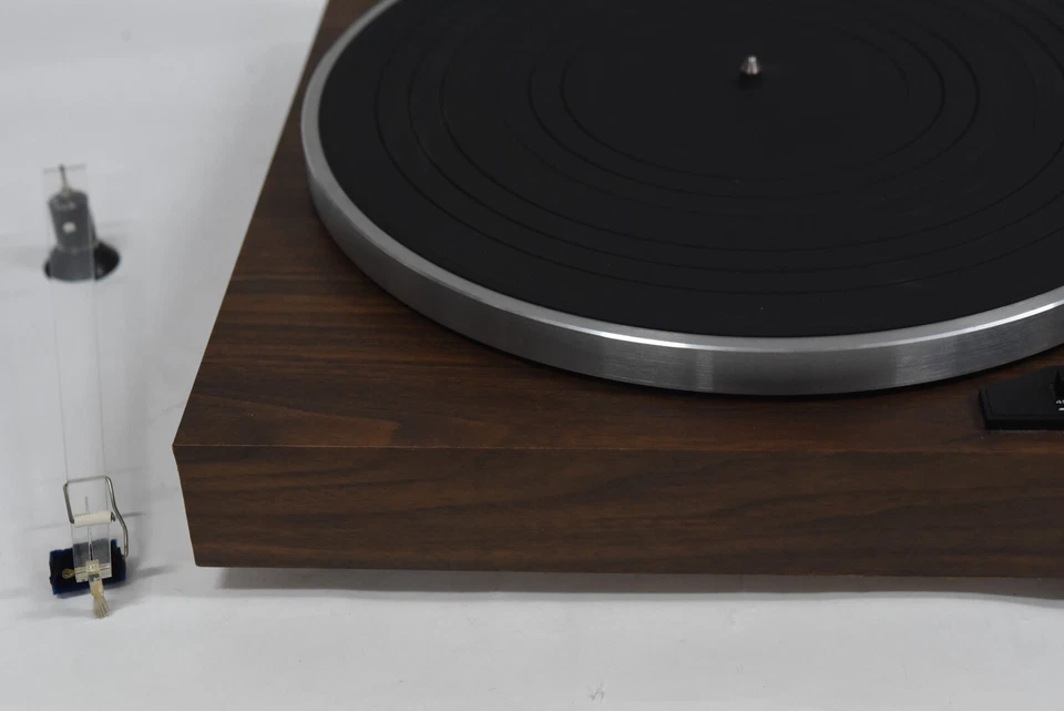 Realistic LAB-290 Auto Return Belt Drive Turntable - Vintage Tandy Japan 1980's - Image 2 of 4