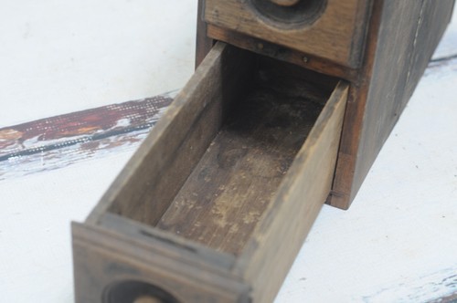 Antique Mid 1800s Wilson Treadle Sewing Machine Treadle Sewing Machine Drawers - Picture 5 of 9