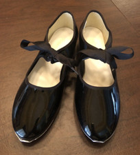 DANCE TIME Tap Shoes Black Patten - Childs SIZE 7 - NEW ribbon ties