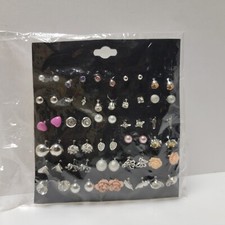30 Pairs Pack Girl Stud Earrings Set Cute Ear Studs Crystal Flower Leaf Heart
