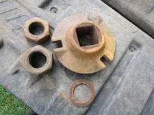 ALLIS CHALMERS 2600 DISC HARROW GANG BUMPER WASHER w/nuts 583558