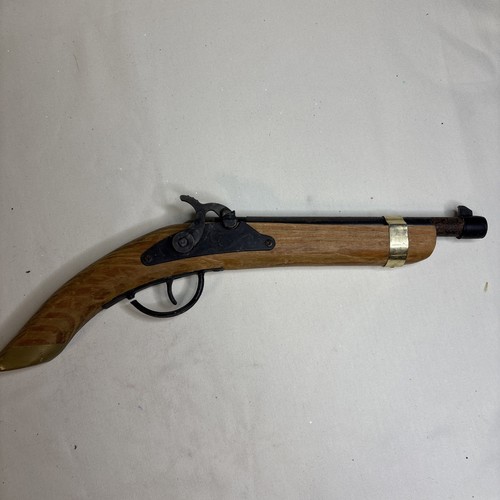 Parris Cap Gun Savannah TN 5891 US Made Real Wood Jack Sparrow Pirate