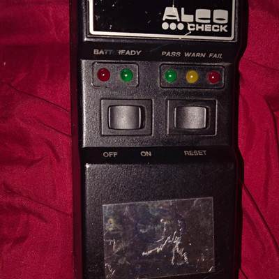 Alco Check 3000 Handheld Breath Alcohol Tester Ready/Pass/Warn/Fail